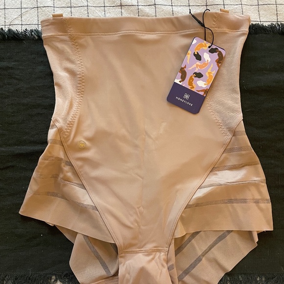 Honeylove Intimates & Sleepwear Nwt Honeylove Sand Color Queen Brief Medium Poshmark
